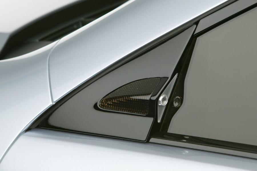 Детали экстерьера Acura TL Concept 2003 года  (фото 9 из 14)